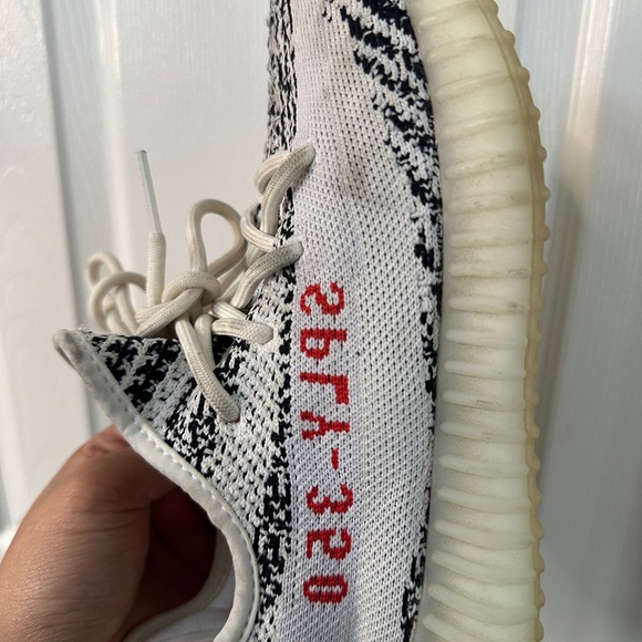 YEEZY 350 ZEBRA US 6 - Picture 5 of 6